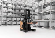 AGV en el almacén| AGV en logística: Cómo la automatización revoluciona los almacenes| Toyota Material Handling