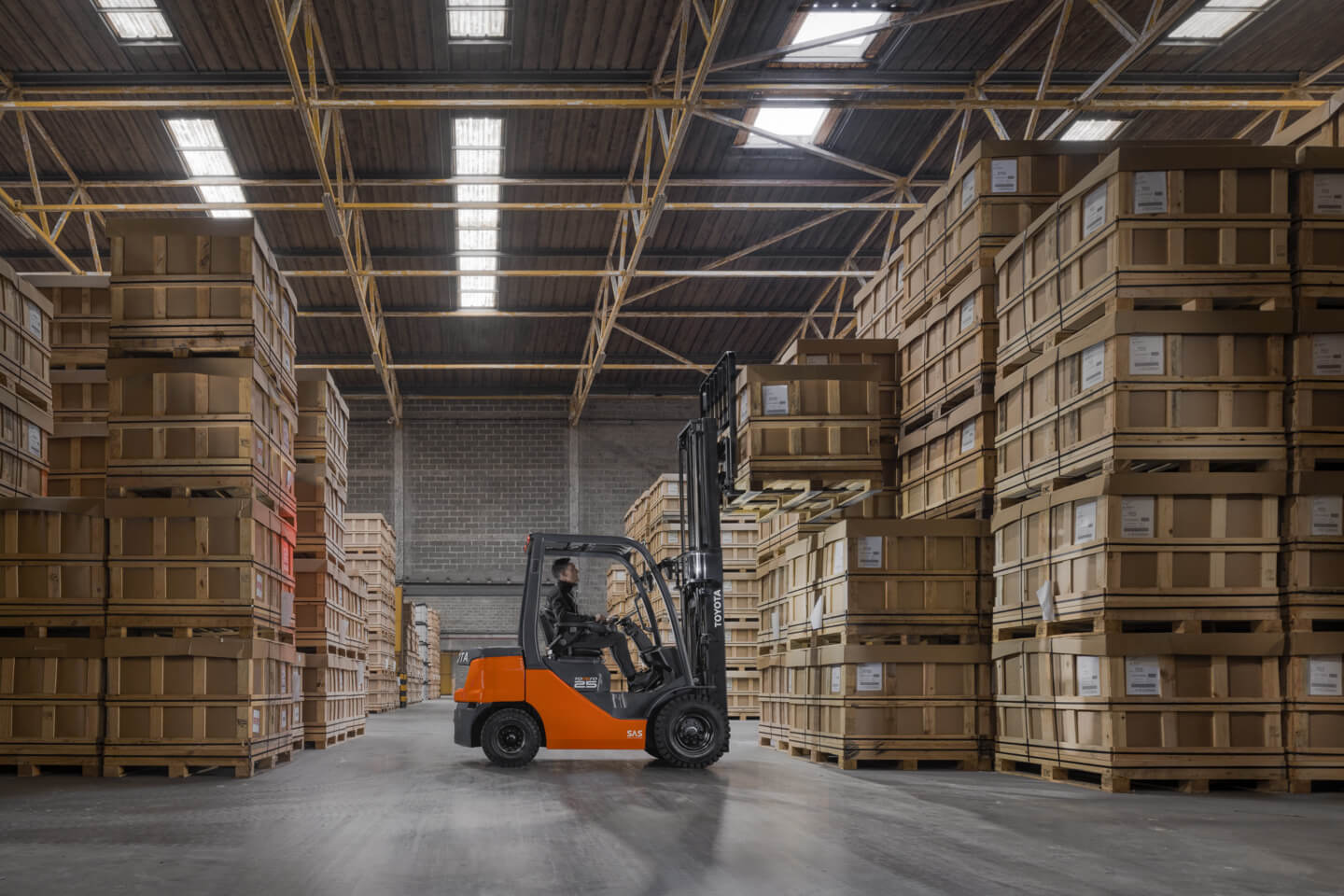 Trabajos en almacén de consolidación