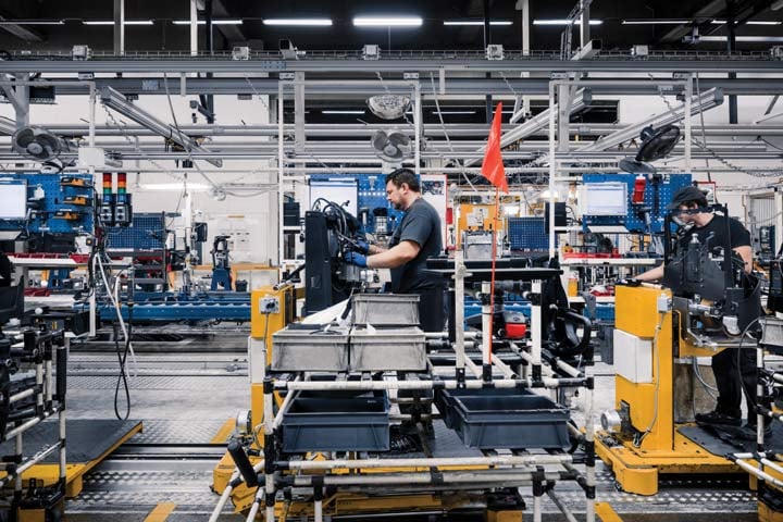 línea de producción Toyota Material Handling | Cómo aumentar la productividad y la calidad en una línea de producción
