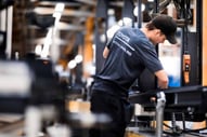 Producción| Procedimiento operativo estándar (SOP): Significado, aplicación y ventajas en la logística de almacén| Toyota Material Handling
